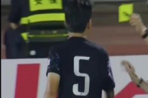 韩国U16球员进球后挑衅“中国制躁”！ 麦麦提江出示黄牌警告